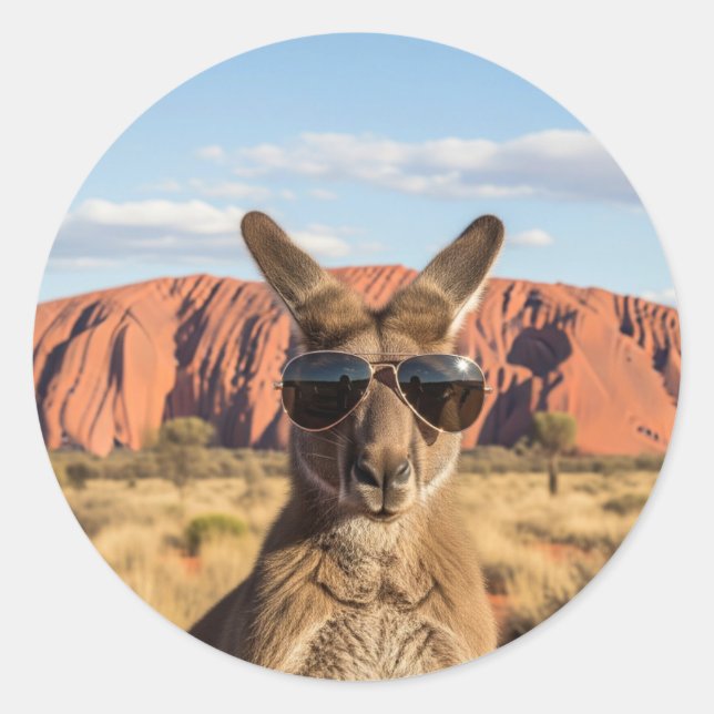 Pegatina Redonda Canguro con gafas de sol en Uluru Australia (Anverso)