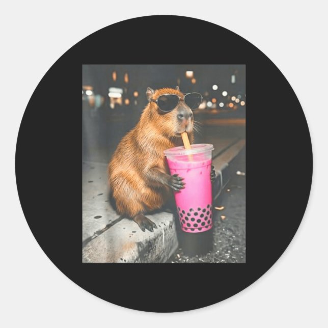 Pegatina Redonda Capybara drinking iced boba tea funny animal meme (Anverso)