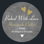 Pegatina Redonda Cartel Rústico Horneado Con Las Galletas Caseras D<br><div class="desc">Chalkboard rústico de la cocina de los pegatinas para sus galletas y quequitos caseros. Personaliza con tu nombre.</div>