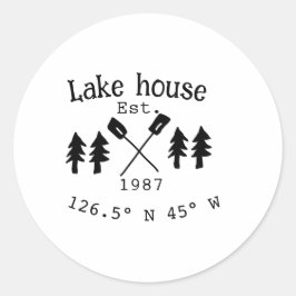 Pegatina Redonda Casa del lago. Fecha año personalizado coordenadas