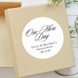 Pegatina Redonda Cena de Ensayo de Un Día Más Blanco y Negro