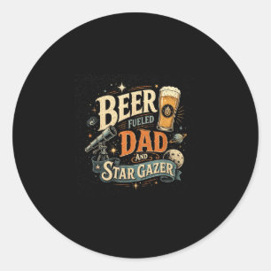 Pegatina Redonda Cerveza contemplando estrellas papá día del padre