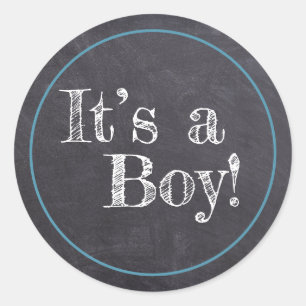 Pegatina Redonda ¡Chalkboard Es un chico! Invitación del bebé
