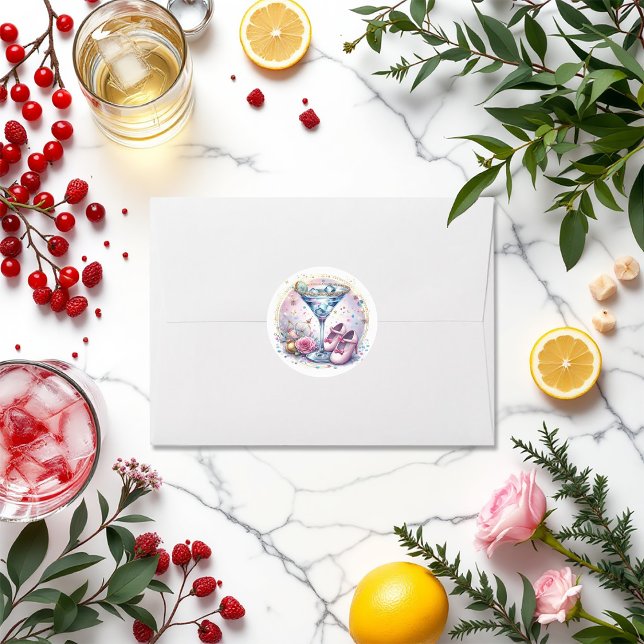 Pegatina Redonda Champán Baby Shower: Un Tini Está En Camino ("I Did It!" Fiesta Graduation Party Envelope)