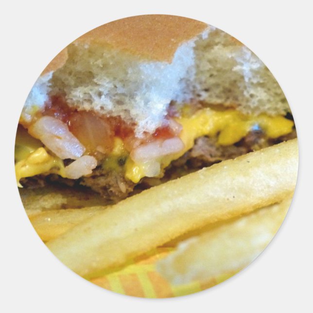 Pegatina Redonda Cheeseburger y Fries (Anverso)