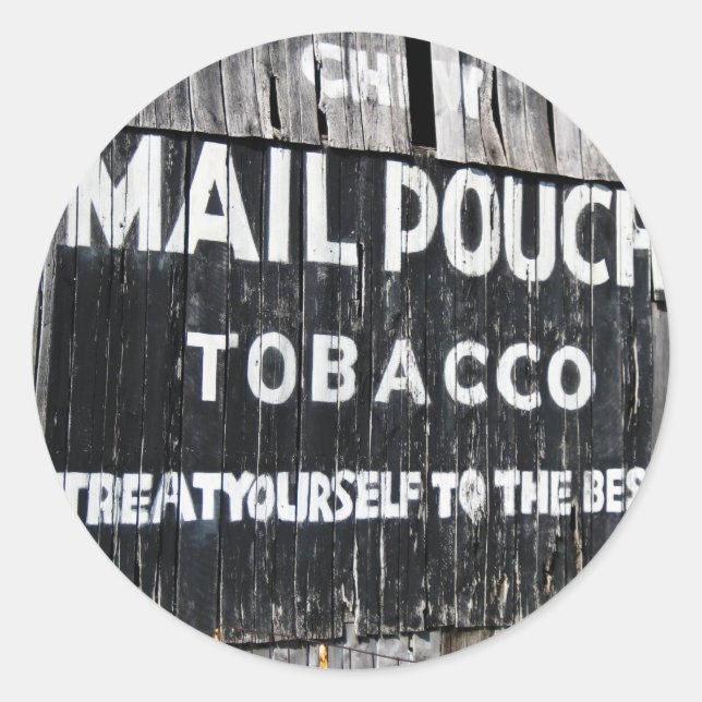 Pegatina Redonda Chew Mail Pouch Tabaco Barn (Anverso)