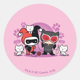 Pegatina Redonda Chibi Harley Quinn & Chibi Catwoman Con Gatos