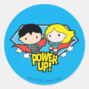 Pegatina Redonda ¡Chibi Superman & Chibi Supergirl Power Up!