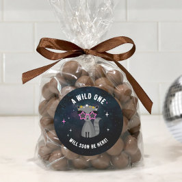 Pegatina Redonda Chica Cósmico Raccoon Wild One Pink Baby Shower