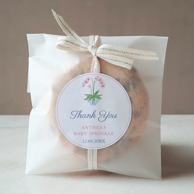 Pegatina Redonda Chica Preppy De Orquídea Rosa Y Azul Favor De Baby (Elegant pink watercolor orchid in ginger jar thank you favor sticker design)