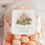 Pegatina Redonda Chicas Fairytale Castle Kids Birthday Favor<br><div class="desc">Este mágico y caprichoso diseño de cumpleaños de niños con temática de cuento de hadas favorece el diseño pegatina. Presenta un príncipe y una princesa modernos, con un castillo encantado, mariposas, flores, arenas, un ciervo mágico y hongos caprichosos. Este diseño "de una vez" se puede personalizar fácilmente con el nombre...</div>