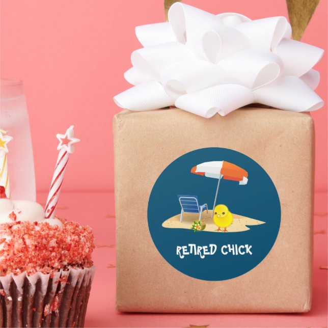 Pegatina Redonda Chick retirado: escena de playa (Fiesta)