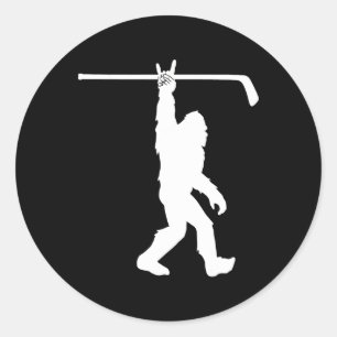 Pegatina Redonda Chicos Bigfoot Hockey Divertido Sasquatch Rock An