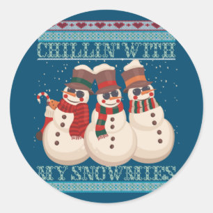 Pegatina Redonda Chillin' Con Mis Snowmis Feo Navidades Snowman