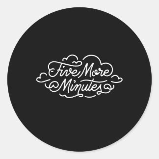 Pegatina Redonda Cinco Minutos Más De Dormir