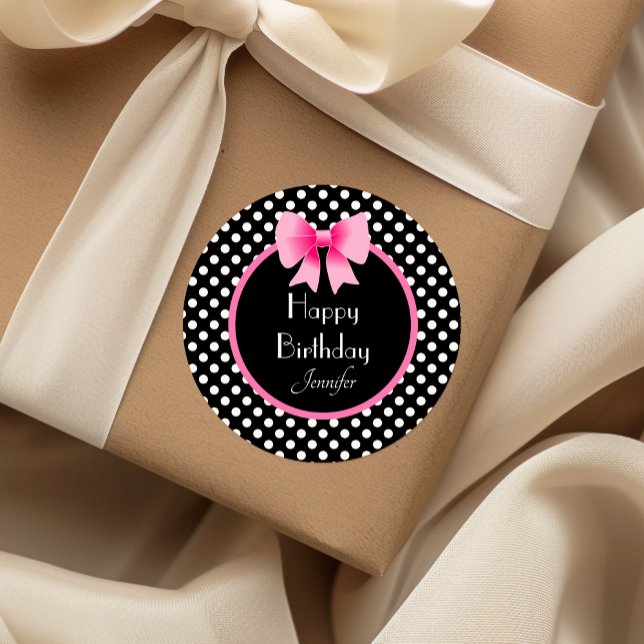 Pegatina Redonda Cinta rosa Puertos de Polka Blanco y Negro Cumplea (Pink Ribbon Black & White Polka Dots Birthday Classic Round Sticker)