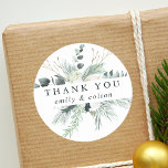 Pegatina Redonda Clase de agradecimiento elegante de flores de algo<br><div class="desc">Esta pegatina redonda presenta vegetación invernal pintada a mano,  flores de algodón con texturas doradas y acuarelas. Para una personalización más avanzada de este diseño,  haga clic en el enlace "personalizar más". También están disponibles artículos coincidentes.</div>