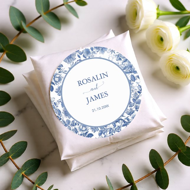 Pegatina Redonda Classic Blue Toile Botanical Wedding Seal Label (Classic Blue Toile Botanical Wedding Seal Label)