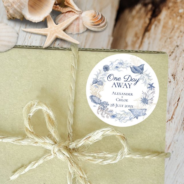 Pegatina Redonda Coastal Wedding Favor Blue Gold Sticker (Coastal Wedding Favor Blue Gold Sticker)