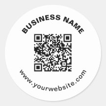 Código QR con nombre de empresa texto circular en 
