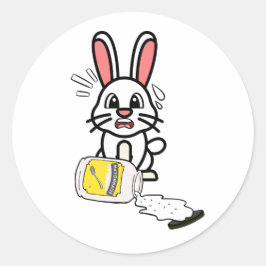 Pegatina Redonda Conejo gracioso derramó mayonesa