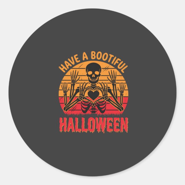 Pegatina Redonda Corazón de esqueleto de Halloween Bootiful puesta  (Anverso)