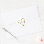 Pegatina Redonda Corazón de oro<br><div class="desc">Corazón de oro boda personalizado o cualquier ocasión</div>