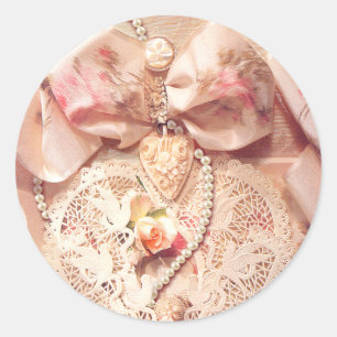 Pegatina Redonda CORAZÓN, ROSAS y PERLAS del CORDÓN de SHARON