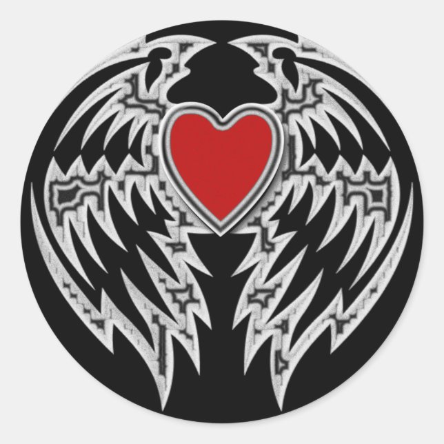 PEGATINA REDONDA CORAZÓN TRIBAL Y ALAS (Anverso)