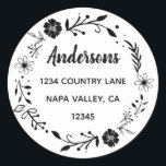 Pegatina Redonda Corona floral | Dirección de devolución del apelli<br><div class="desc">Esta pegatina personalizable que presenta tipografía simple,  caligrafía moderna y una corona floral rústica.</div>