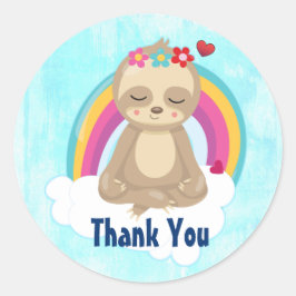 Pegatina Redonda Corte Brown Sloth, meditando en una nube Gracias