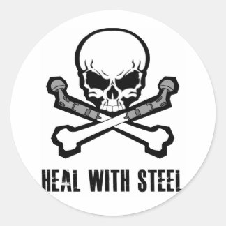 Pegatina Redonda Cráneo y bandera pirata