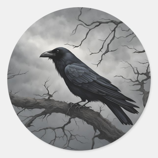 Pegatina Redonda Crow oscuro en un árbol (Anverso)