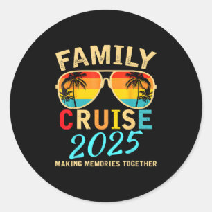 Pegatina Redonda Crucero Familiar 2025 Playa Combinando Vacaciones