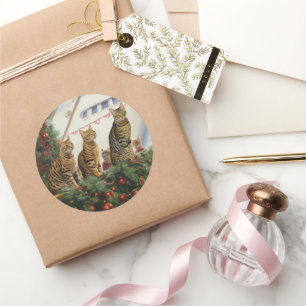 Pegatina Redonda Cruceros de Navidades de gatos bengalíes: feroz fe