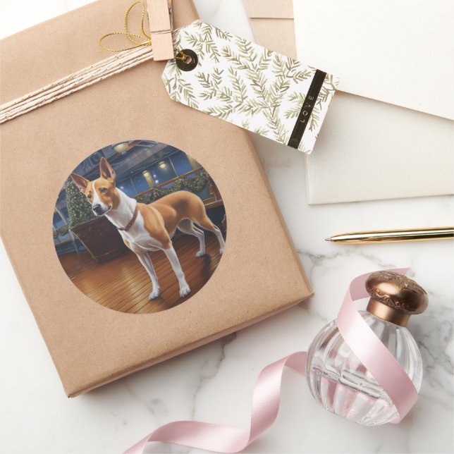 Pegatina Redonda Cruise de Navidades de Basenji: Atractiva fiesta (Regalar)