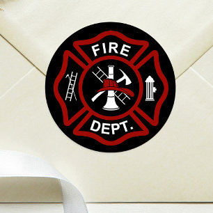 Pegatina Redonda Cruz maltesa negra en fondo negro