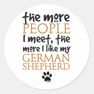 Pegatina Redonda Cuantas Más Personas Conozco...