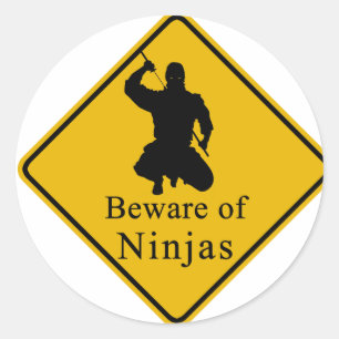 Pegatina Redonda Cuidado con Ninjas