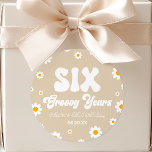 Pegatina Redonda Cumpleaños de 6 años Daisy Flower Six Groovy Years