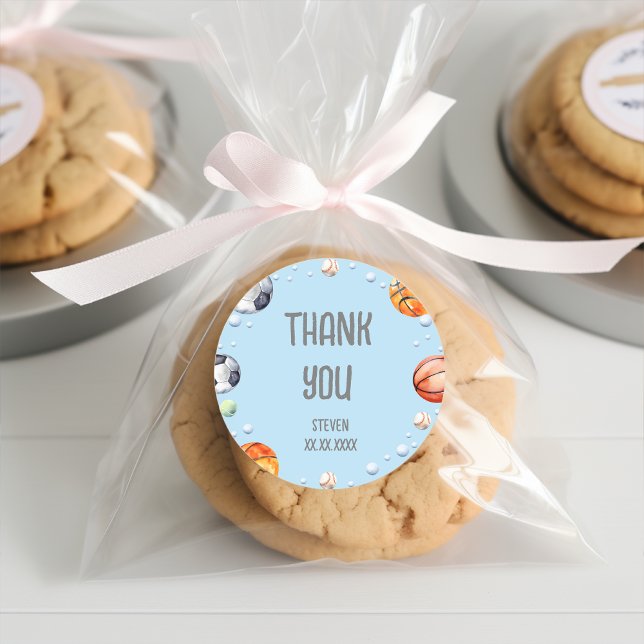 Pegatina Redonda cumpleaños de los niños deportivos de bolas (Subido por el creador)