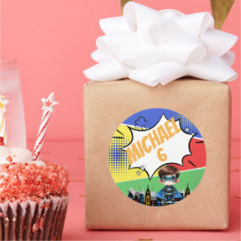 Pegatina Redonda Cumpleaños de superhéroes