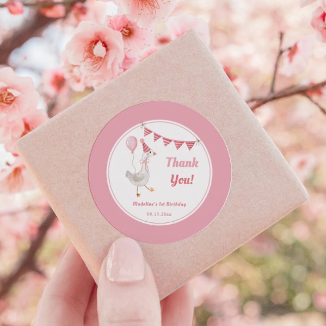 Pegatina Redonda Cumpleaños del Chica Rosa de Silly Goose (Subido por el creador)