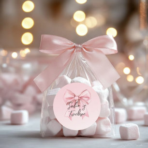 Pegatina Redonda Cumpleaños Doce con Lazo Rosa 