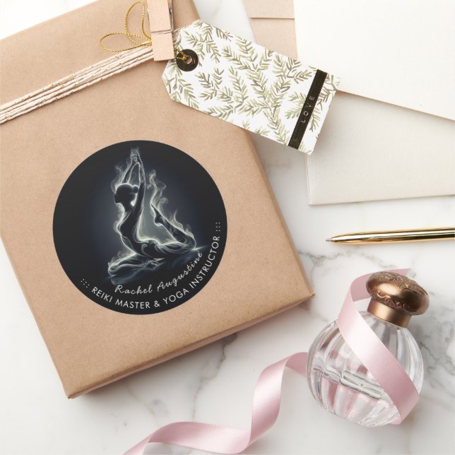 Pegatina Redonda Curador de Reiki de yoga, una pierna de paloma (Regalar)