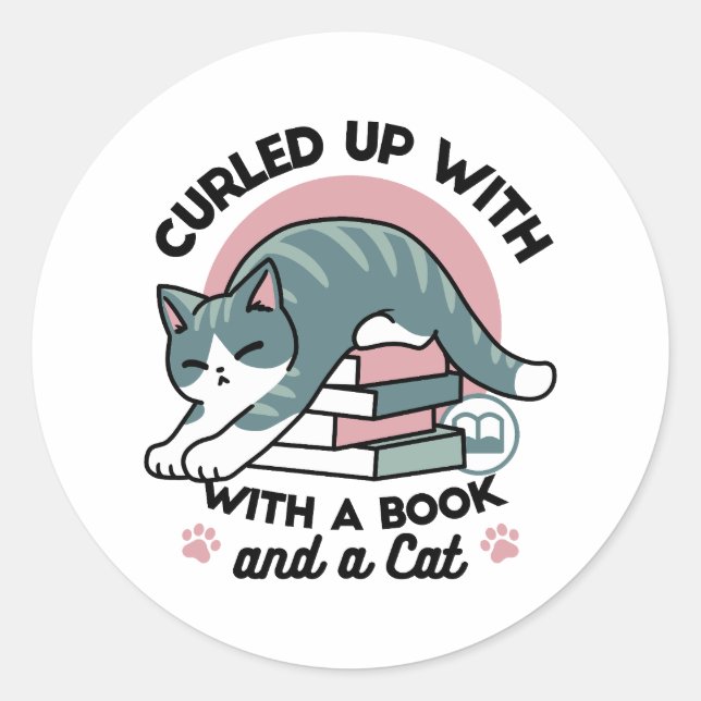 Pegatina Redonda Curva con un libro y un gato - cómodos lectores de (Anverso)