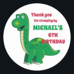 Pegatina Redonda Cute Dinosaur Kids Jurassie Birthday Party<br><div class="desc">Favoritos de fiesta para niños,  niños o chicas que aman los dinosaurios y el t-rex. Perfecto para la fiesta de cumpleaños de los niños,  los favores de fiesta y la etiqueta de agradecimiento. También puede personalizar el texto para la ducha de bebé u otra ocasión y fiesta.</div>