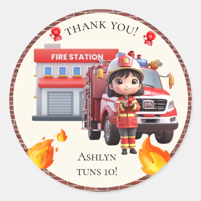 Pegatina Redonda Cute Kawaii Firefighter Girl and Fire Truck (Anverso)