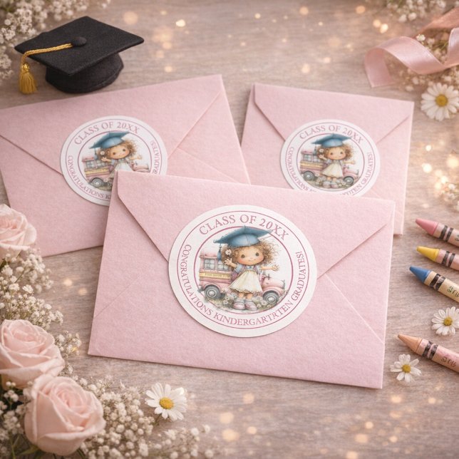 Pegatina Redonda Cute Kindergarten Graduation Sticker Design (Subido por el creador)