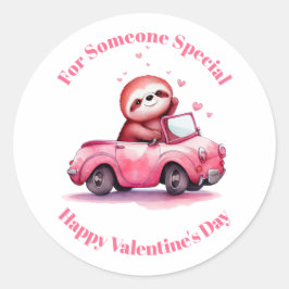 Pegatina Redonda Cute Sloth in a Pink Convertible Valentine's Day